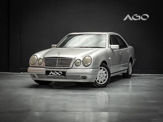 MERCEDES-BENZ E 240 2.4 ELEGANCE V6 GASOLINA 4P AUTOMÁTICO MERCEDES-BENZ E 240 2.4 ELEGANCE V6 GASOLINA 4P AUTOMÁTICO